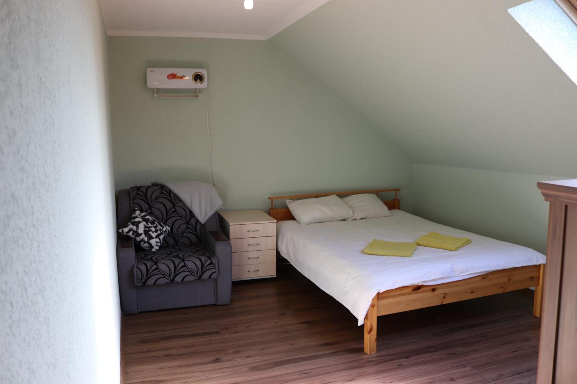 Kundzini Hotel Bīriņi Eksteriør billede