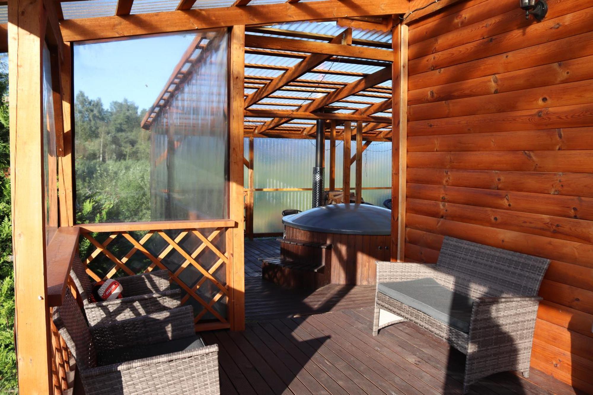 Kundzini Hotel Bīriņi Eksteriør billede