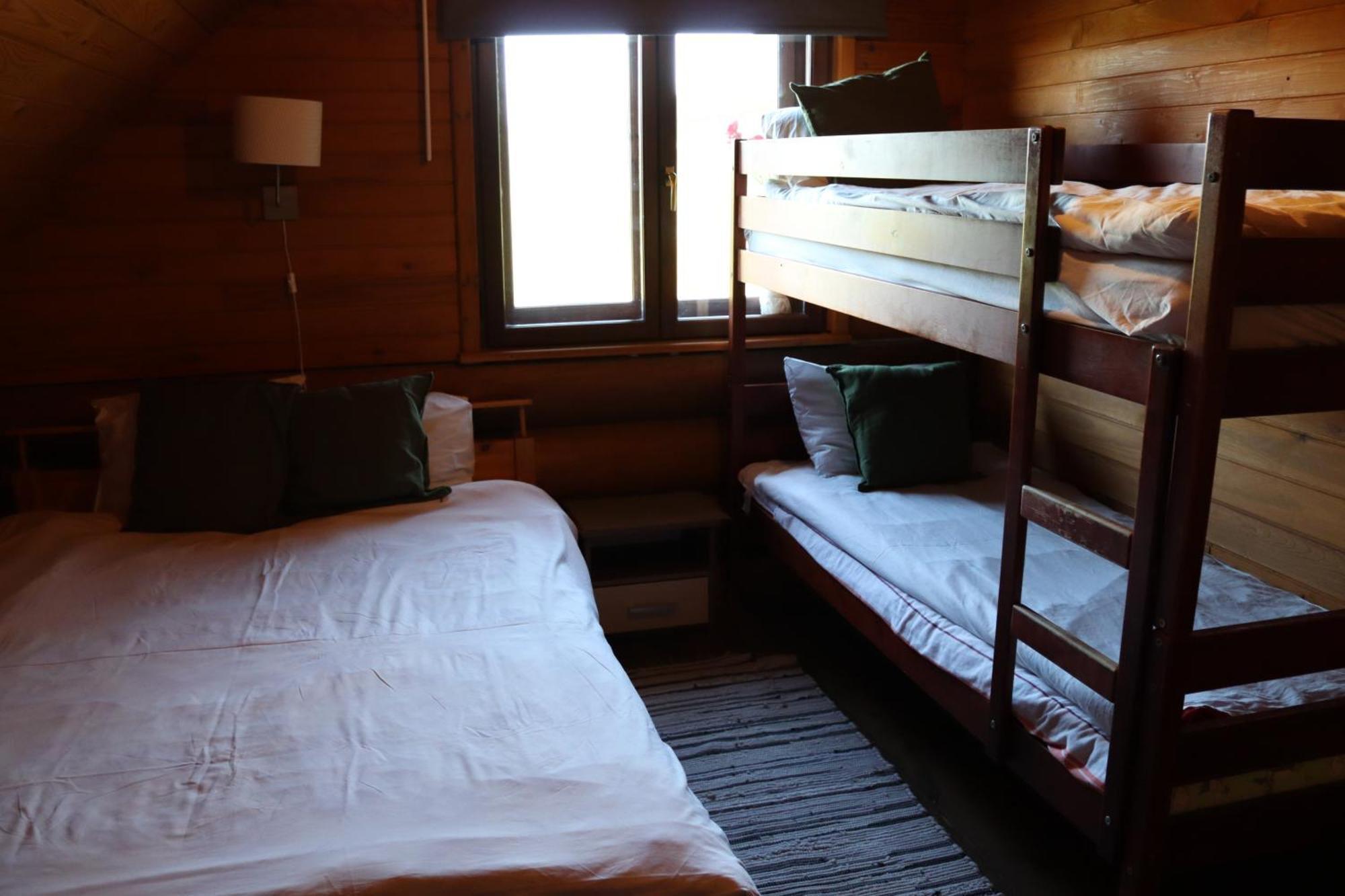 Kundzini Hotel Bīriņi Eksteriør billede